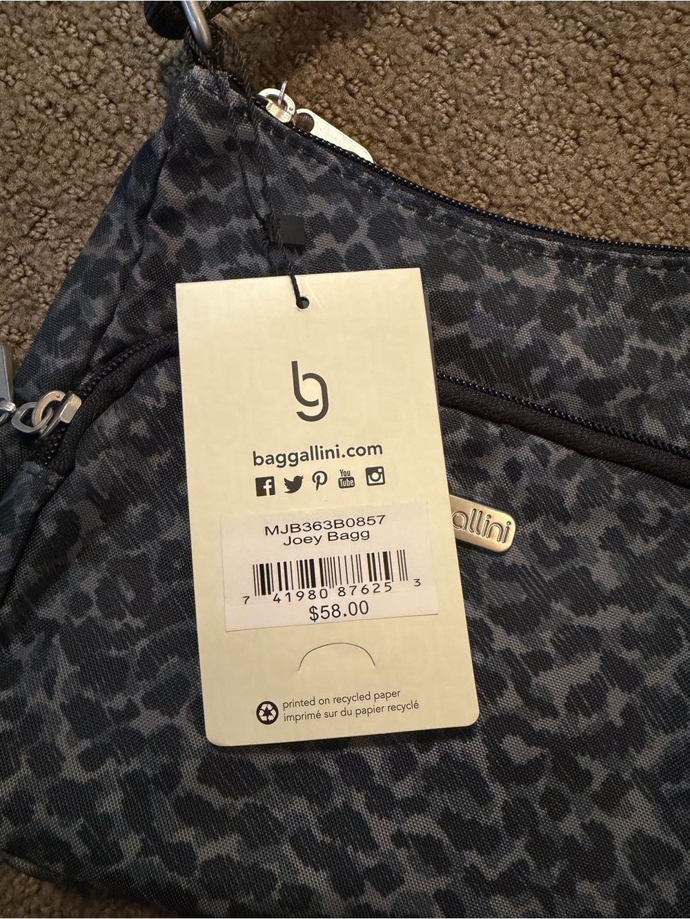 Baggallini Gray Leopard-Print Crossbody Bag - Picture 2 of 4